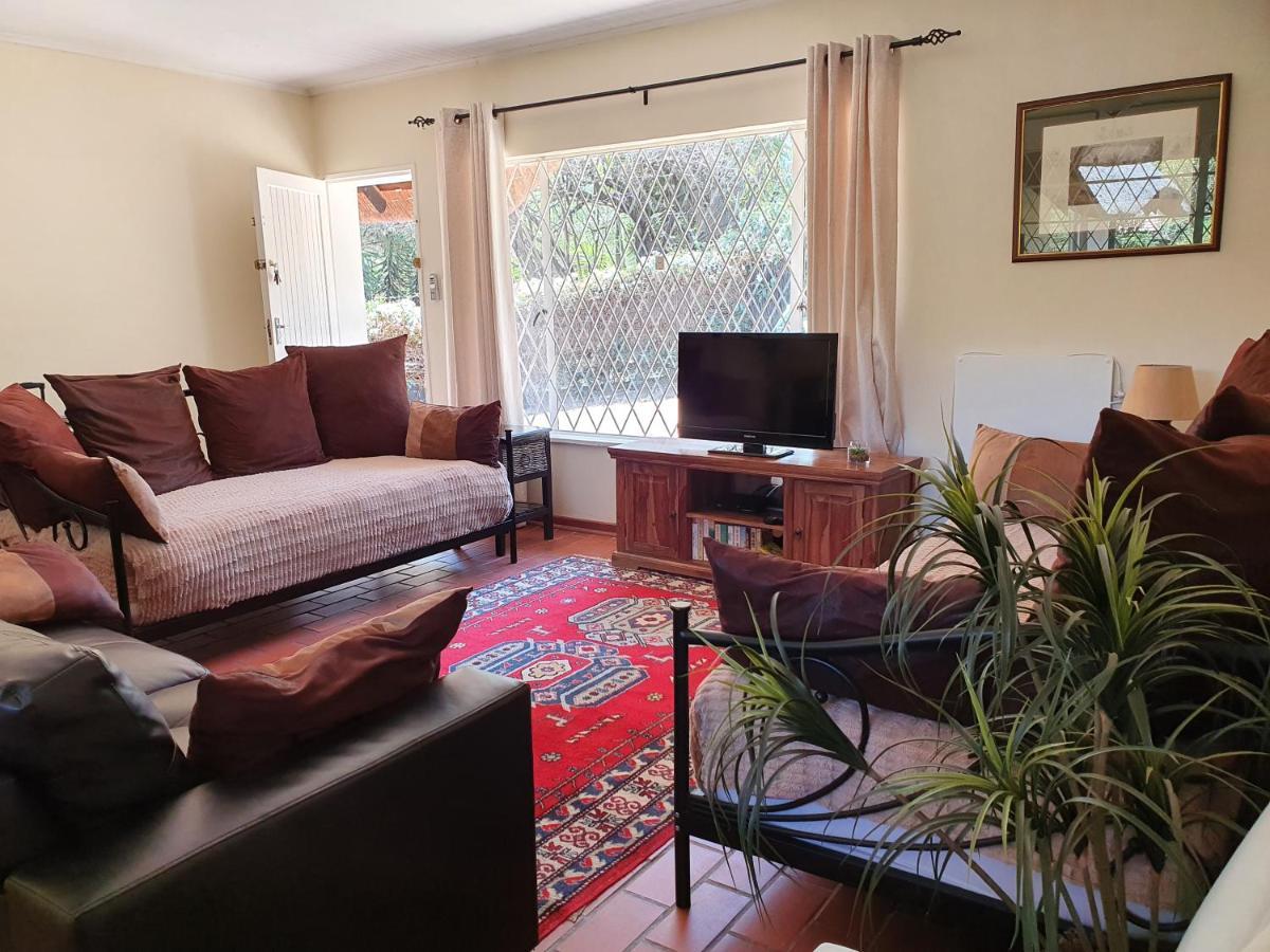 Pine Tree Lodge Midrand Ngoại thất bức ảnh