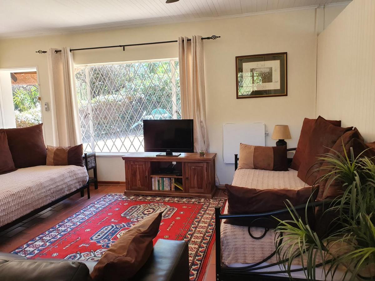 Pine Tree Lodge Midrand Ngoại thất bức ảnh