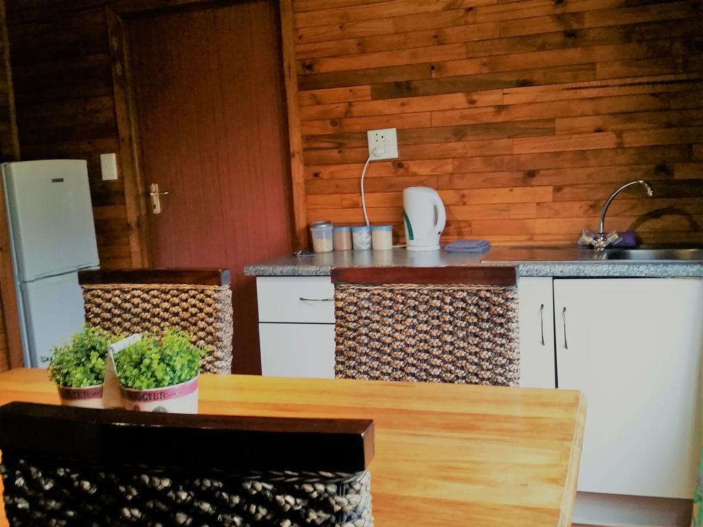 Pine Tree Lodge Midrand Ngoại thất bức ảnh