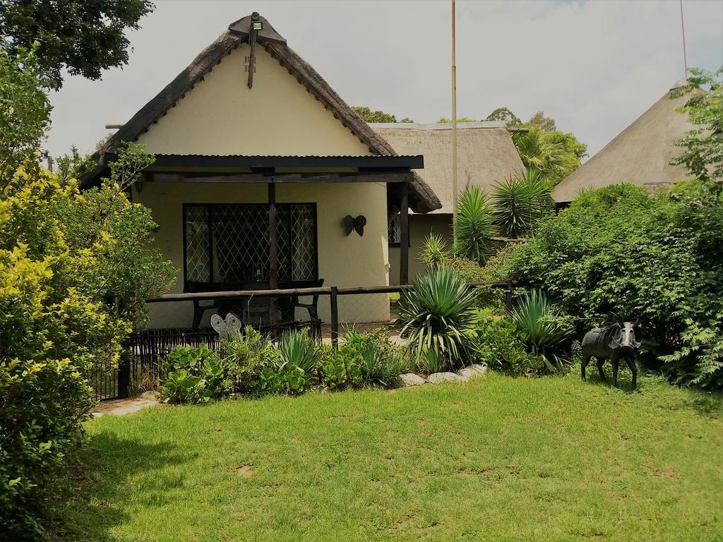 Pine Tree Lodge Midrand Ngoại thất bức ảnh